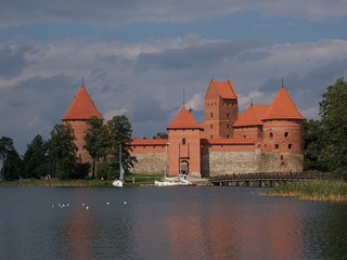Trakai, Lithuania: Island Castle (Flickr - kенгуруджек  )